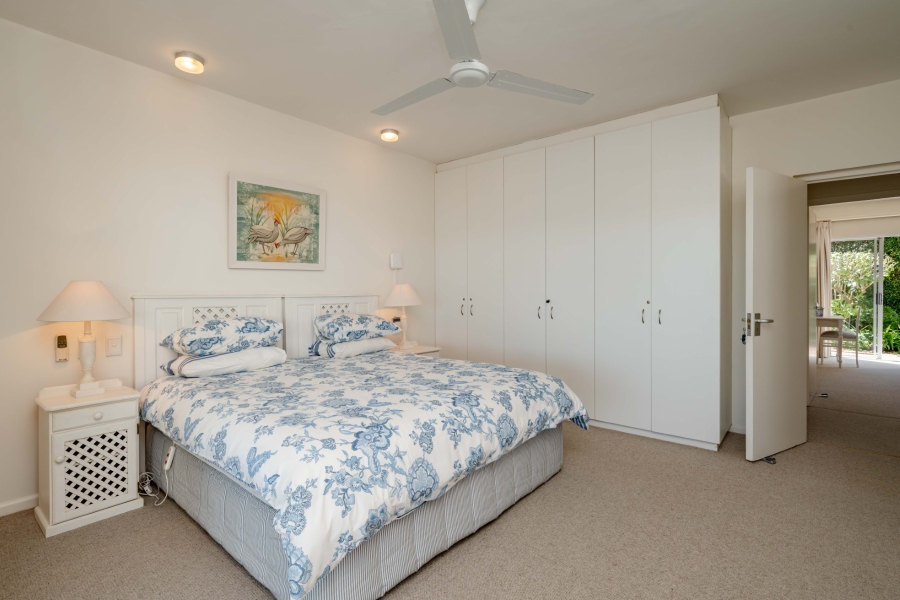 5 Bedroom Property for Sale in Signal Hill Western Cape